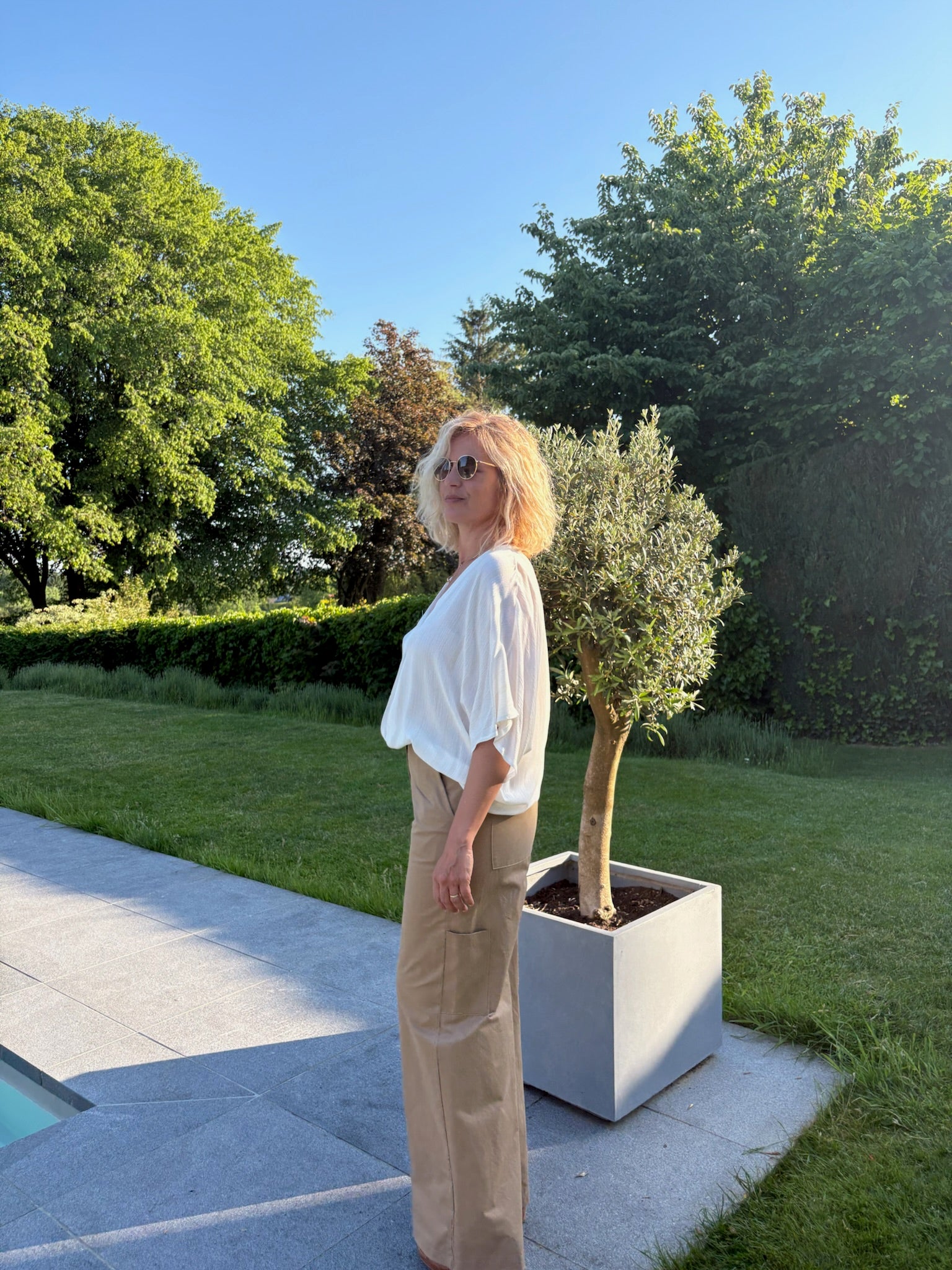 Pantalon style cargo en coton taille haute