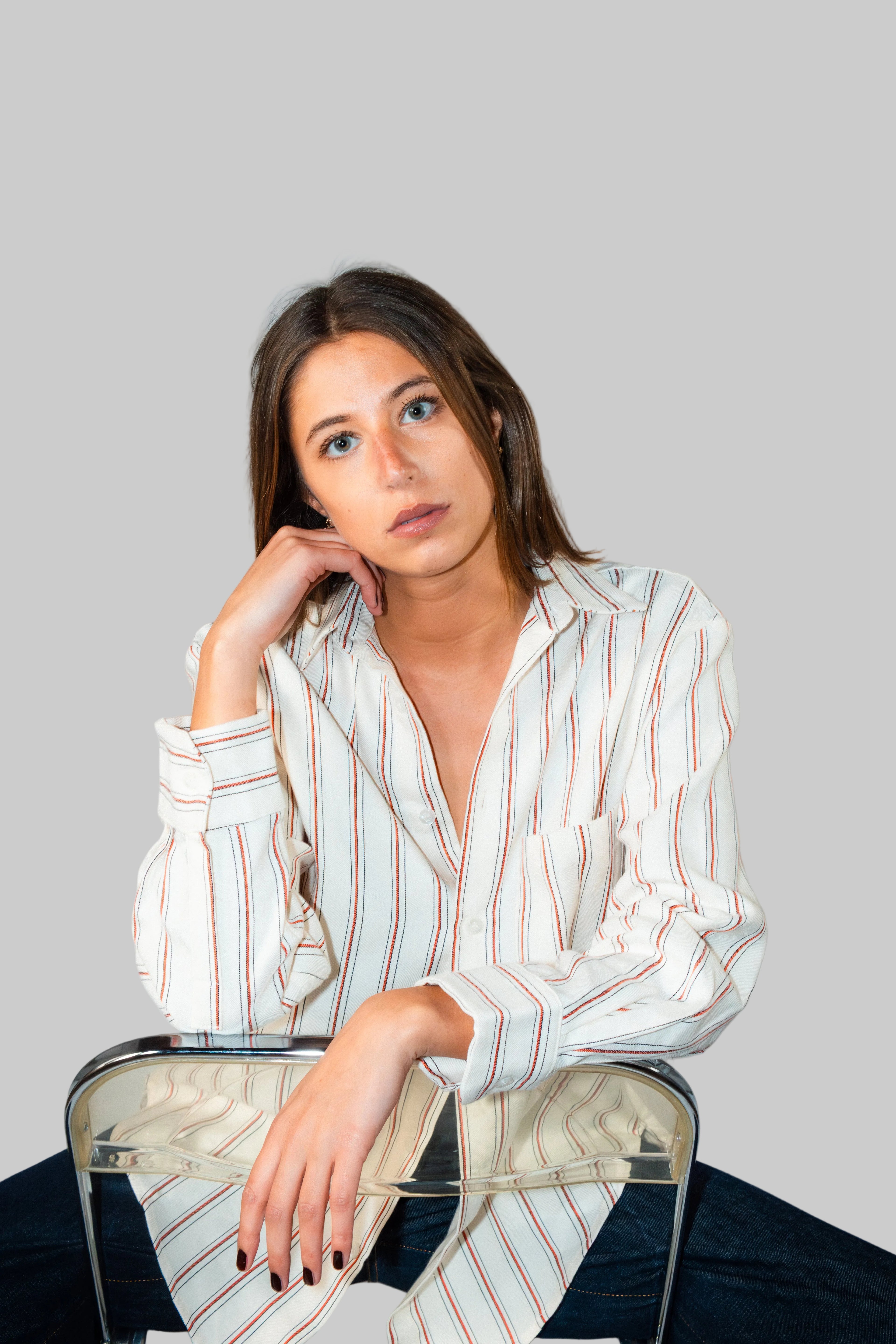 Chemise blanche oversize de la marque Akho