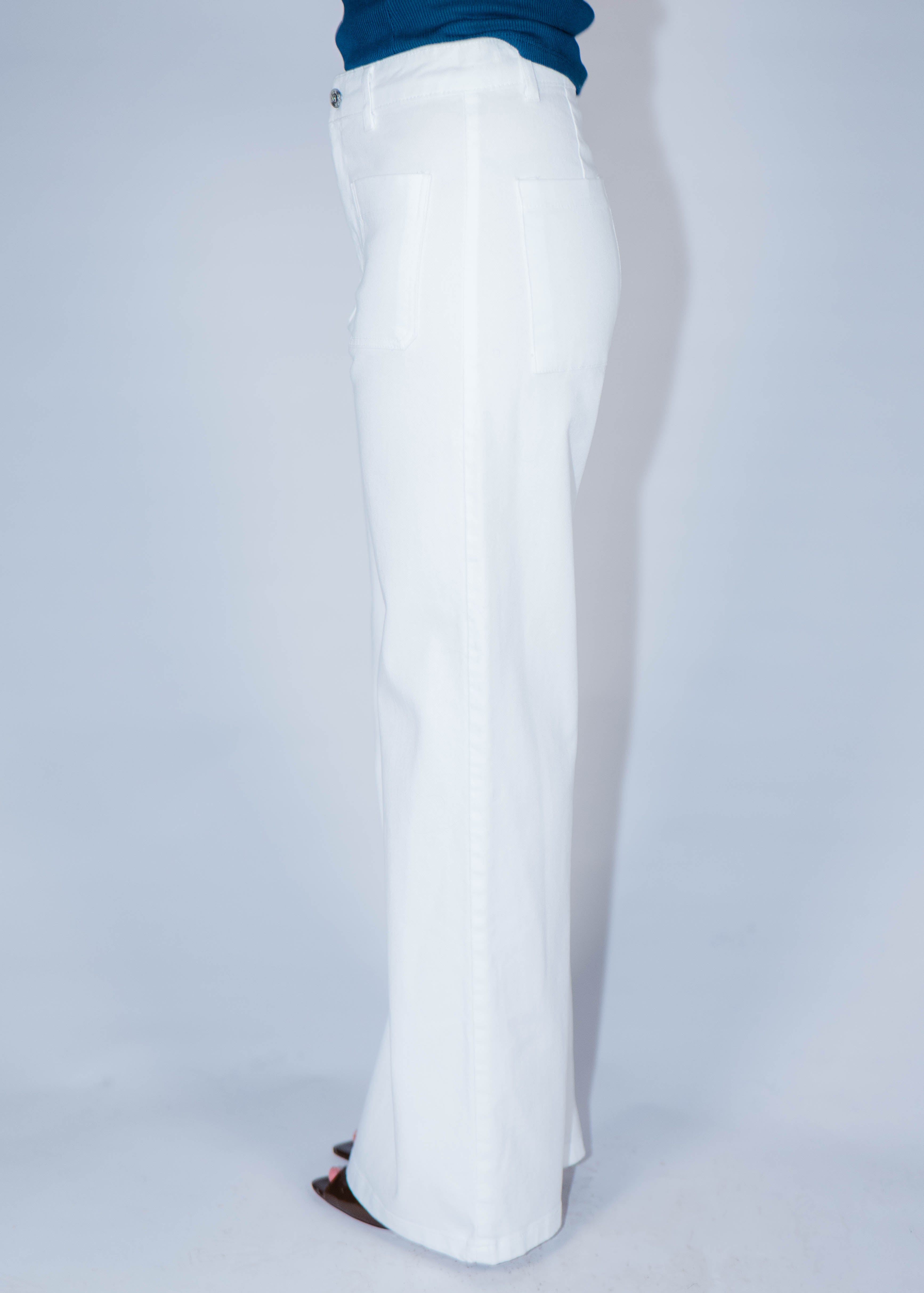 Jean taille haute blanc ou beige
