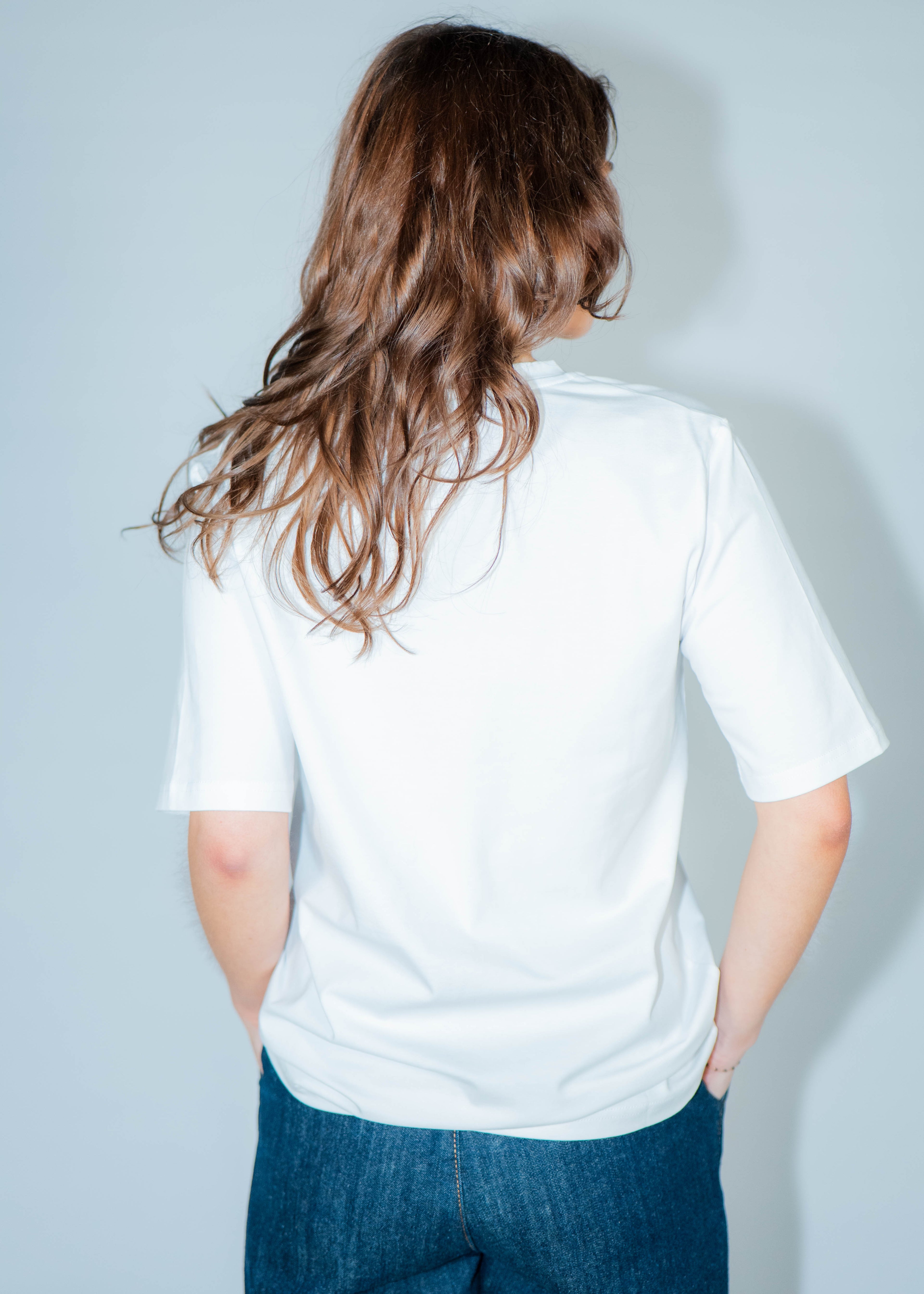 T-shirt blanc col V